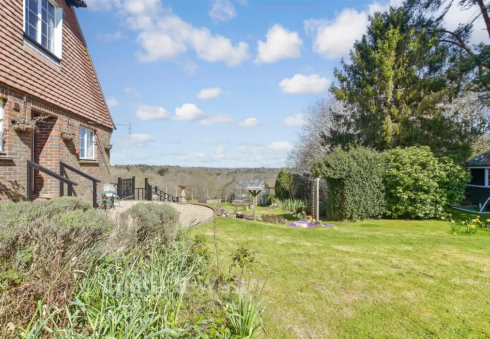 Rear Garden - Saint Hill Road, East Grinstead, West Sussex - Wards of Kent