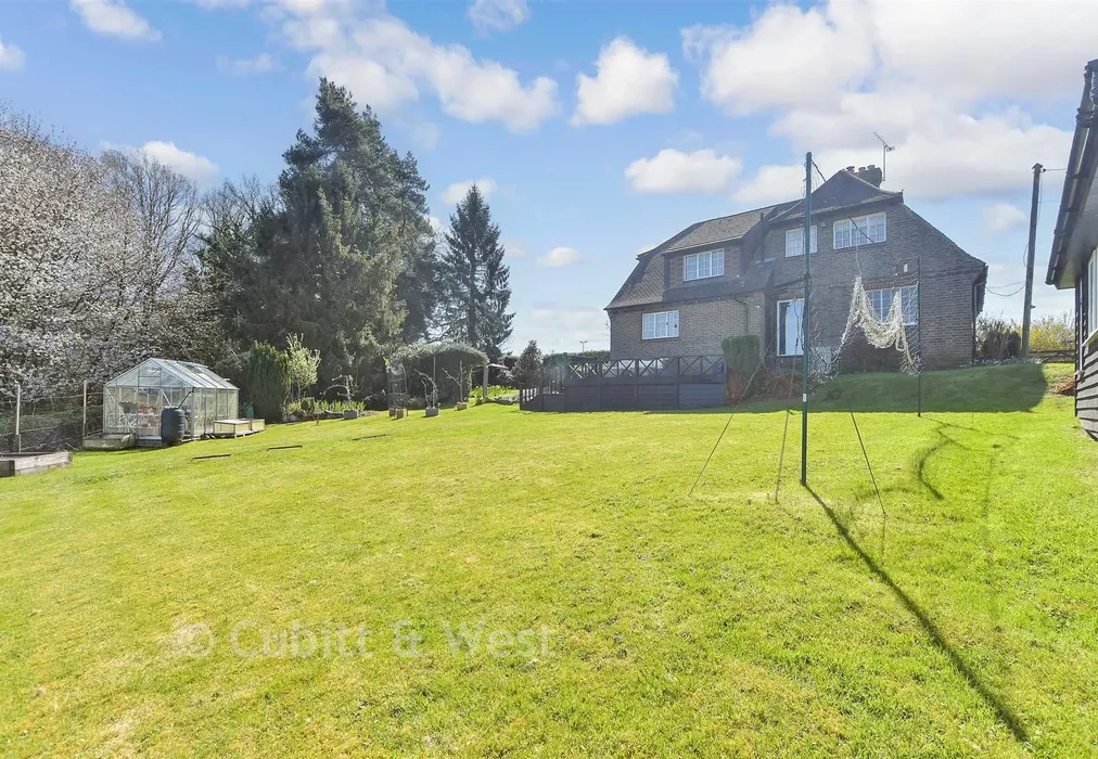 Rear Garden - Saint Hill Road, East Grinstead, West Sussex - Wards of Kent