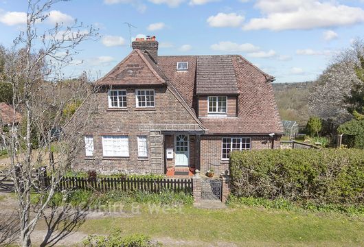 Saint Hill Road, East Grinstead, West Sussex - Wards of Kent