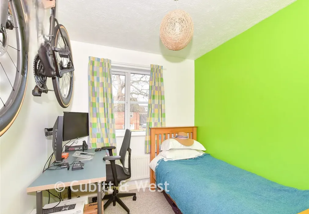Bedroom 4. - Sayers Common, Hassocks, West Sussex - Wards of Kent