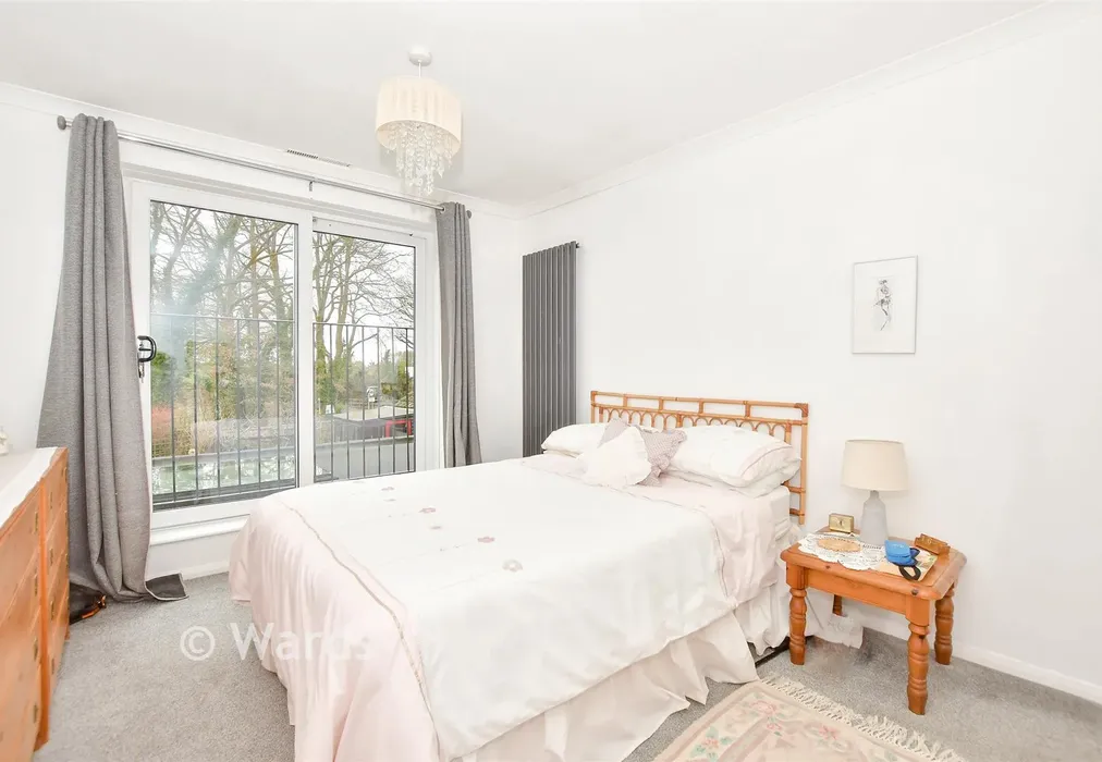 Bedroom 1 - Laurel Grove, Kingswood, Maidstone, Kent - Wards of Kent