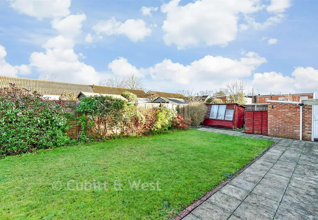 Rear Garden - Birch Tree Drive, Emsworth, Hampshire - Wards of Kent