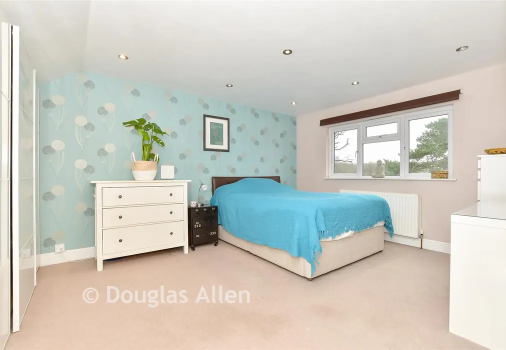 Bedroom 1 - Empress Avenue, Woodford Green, Essex - Wards of Kent