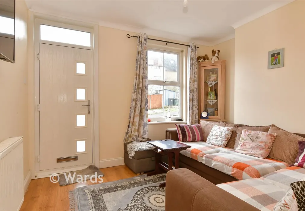Lounge - Providence Street, Greenhithe, Kent - Wards of Kent
