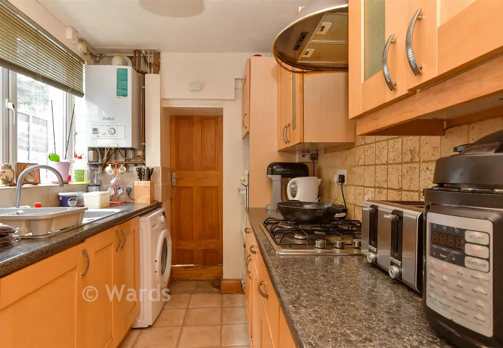 Kitchen - Providence Street, Greenhithe, Kent - Wards of Kent