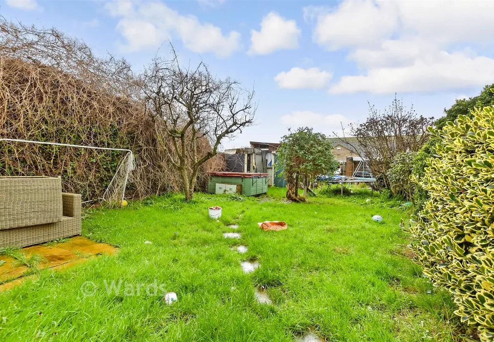 Rear Garden - Park Avenue, Birchington, Kent - Wards of Kent