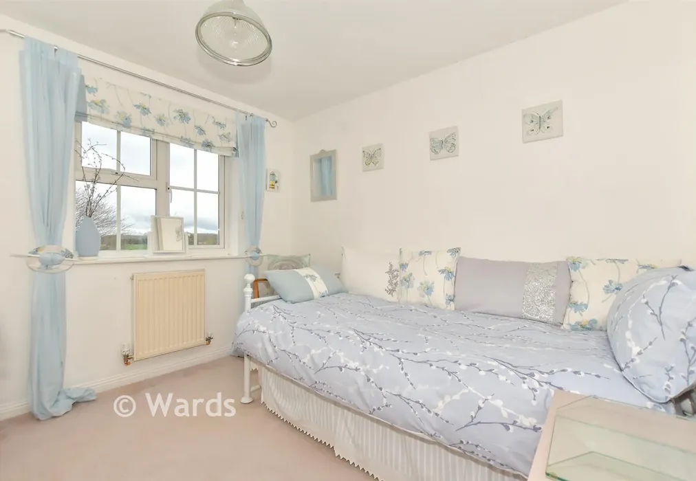 Bedroom 3 - Manor Farm Close, Lympne, Kent - Wards of Kent