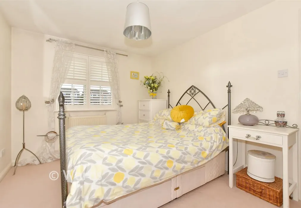 Bedroom 2 - Manor Farm Close, Lympne, Kent - Wards of Kent