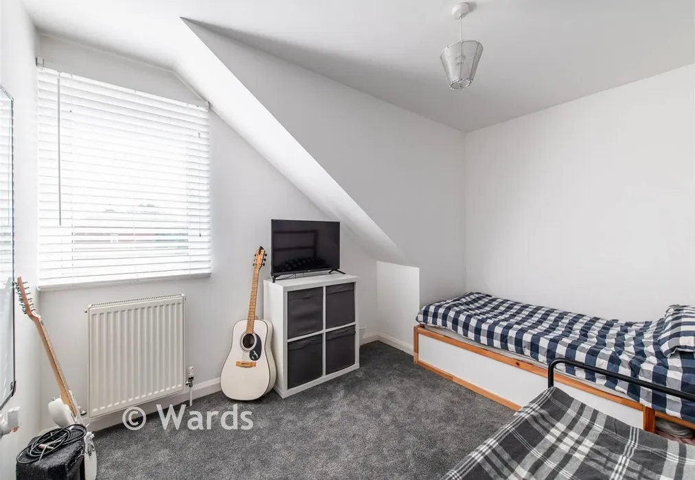 Bedroom 5 - Pump Lane, Rainham, Gillingham, Kent - Wards of Kent