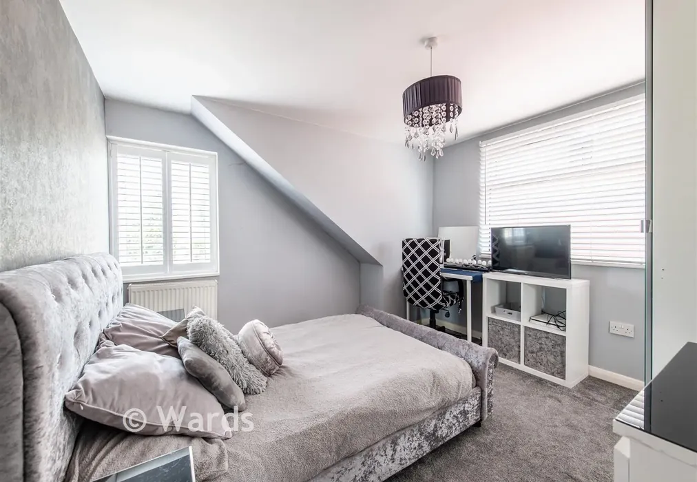 Bedroom 4 - Pump Lane, Rainham, Gillingham, Kent - Wards of Kent