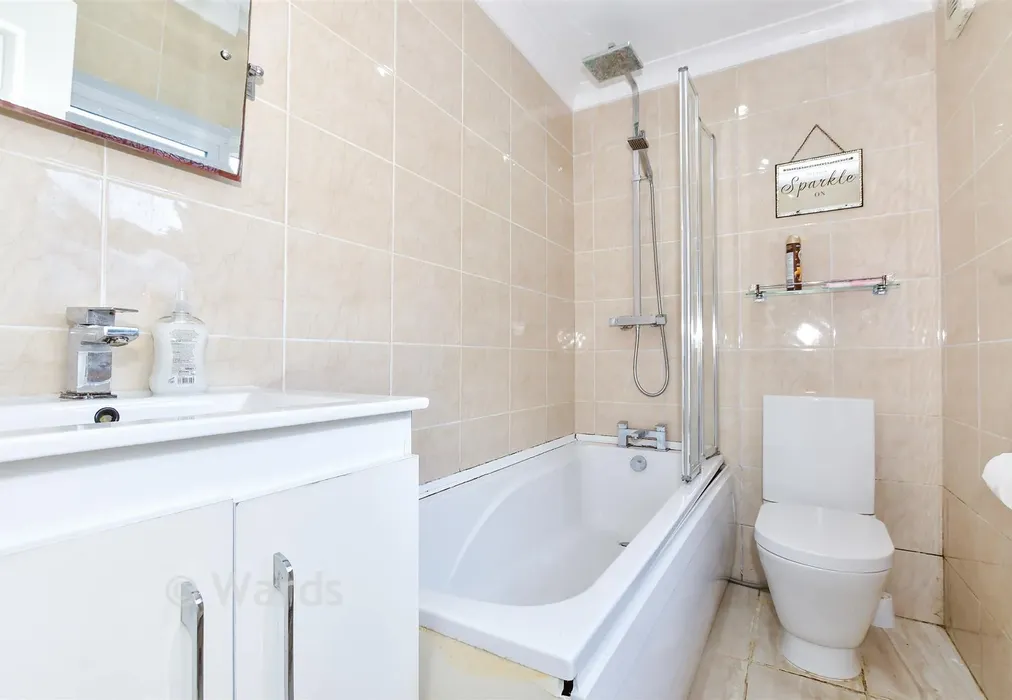 Bathroom - Portland Place, Snodland, Kent - Wards of Kent