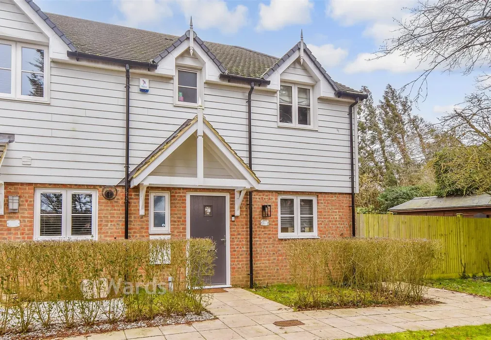 External (Web) - Old School Place, Headcorn, Kent - Wards of Kent