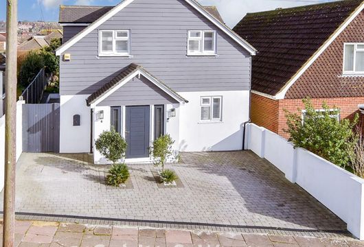 Vernon Avenue, Woodingdean, Brighton, East Sussex - Wards of Kent