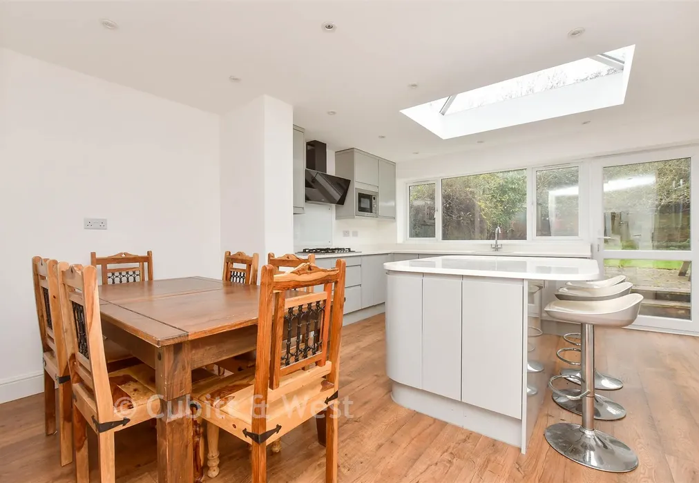 Kitchen/Breakfast Room - Hindhead Way, Wallington, Surrey - Wards of Kent