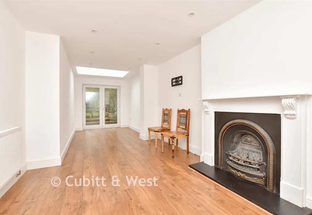 Dining Room - Hindhead Way, Wallington, Surrey - Wards of Kent