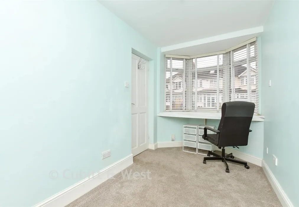Study - Hindhead Way, Wallington, Surrey - Wards of Kent
