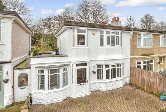 Hindhead Way, Wallington, Surrey - Wards of Kent