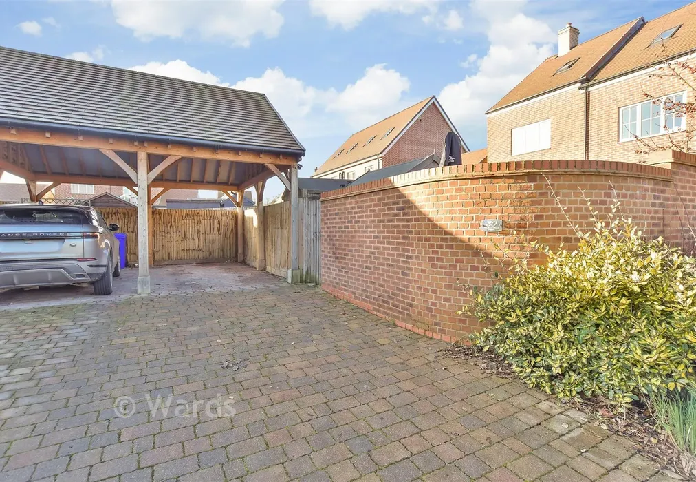 Driveway/Parking - Hop Garden Crescent, Newington, Kent - Wards of Kent