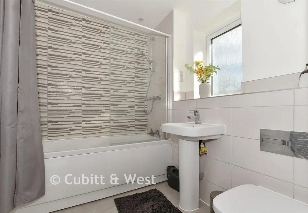 Bathroom - Valley Drive, Forge Wood, Crawley, West Sussex - Wards of Kent