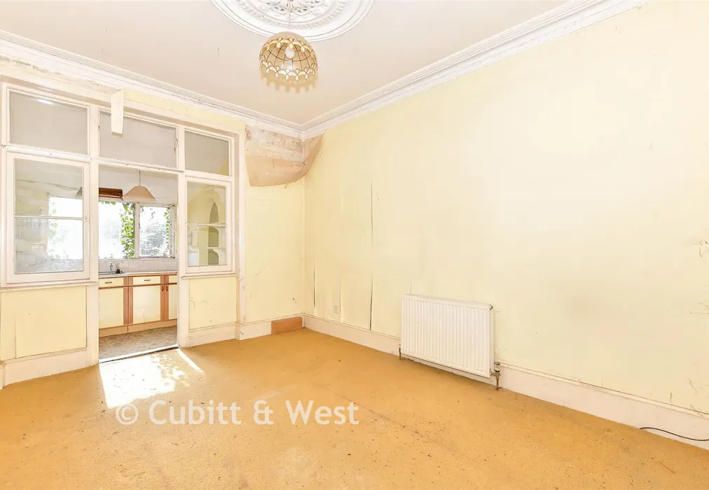 Lounge - Oriel Road, North End, Portsmouth, Hampshire - Wards of Kent
