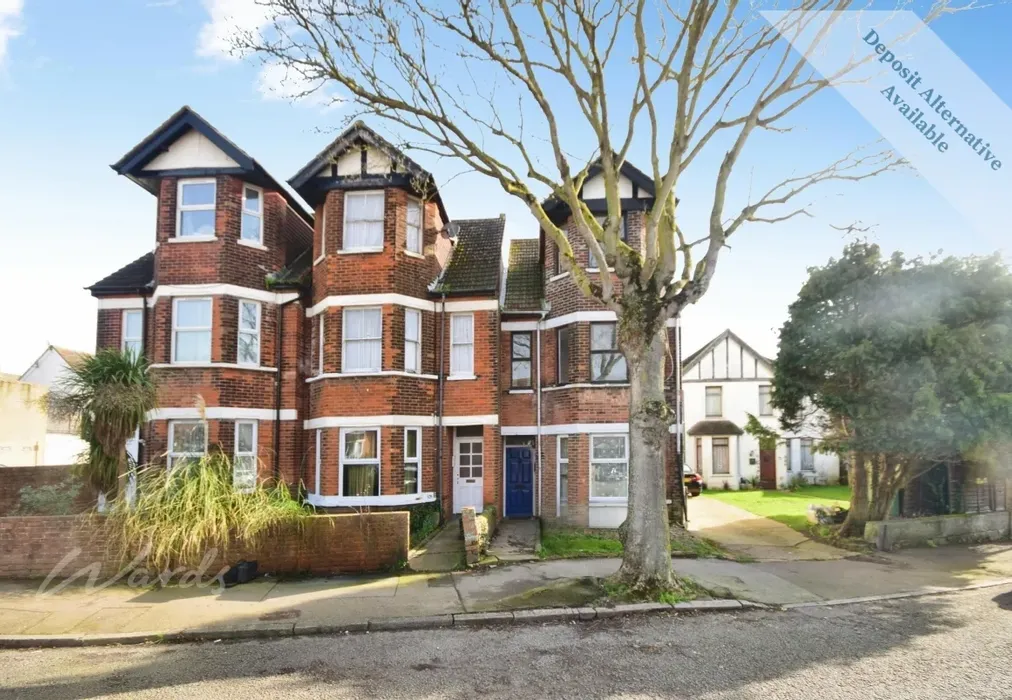 Front - Canterbury Road Kent CT19 - Wards of Kent