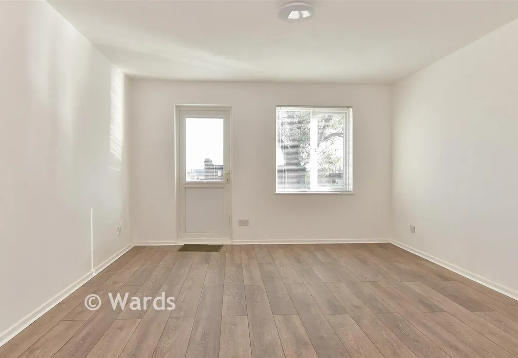 Lounge - Harvel Avenue, Strood, Rochester, Kent - Wards of Kent