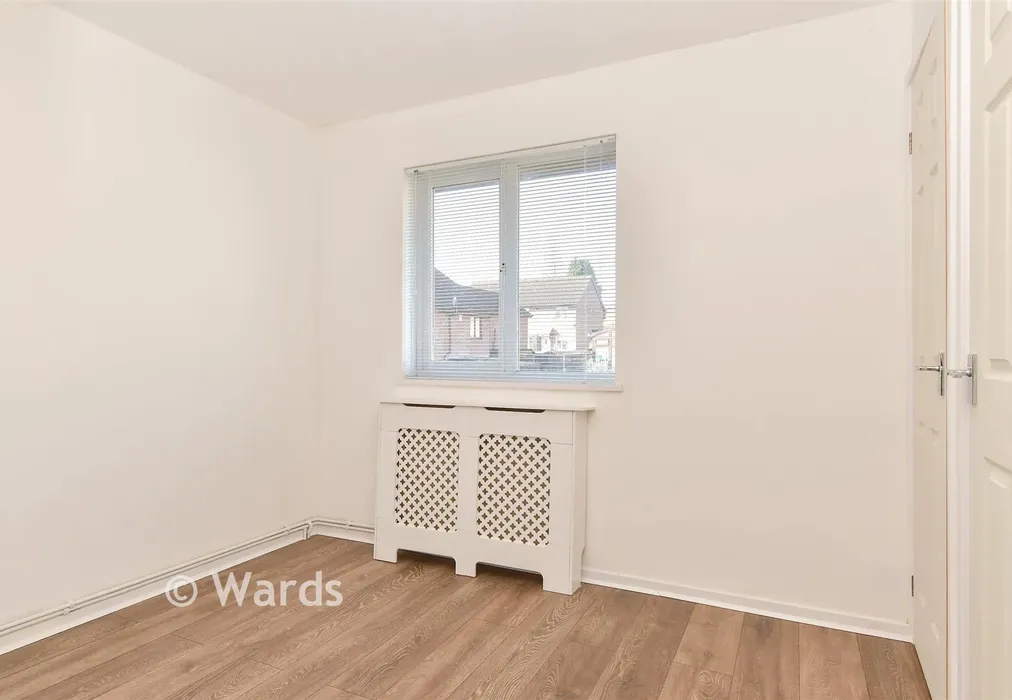 Bedroom 2 - Harvel Avenue, Strood, Rochester, Kent - Wards of Kent