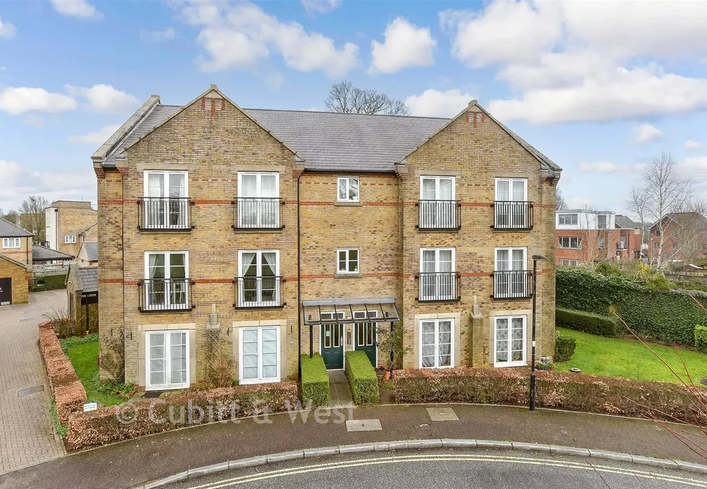 External (Web) - Coldstream Road, Caterham, Surrey - Wards of Kent