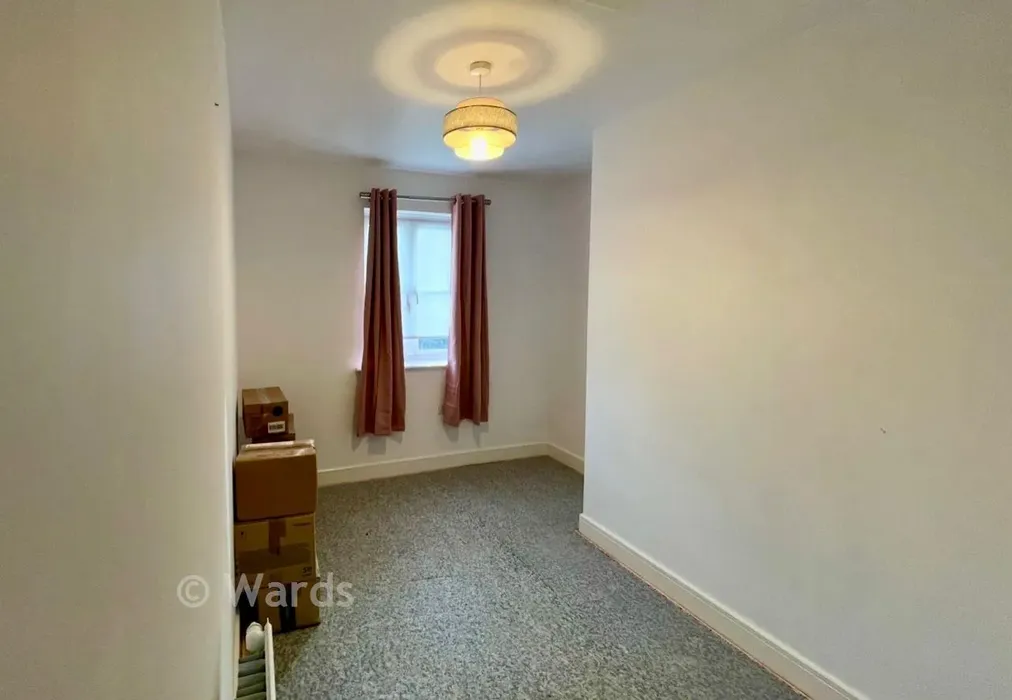 Bedroom 2 - Carpenters Close, Barming, Maidstone, Kent - Wards of Kent