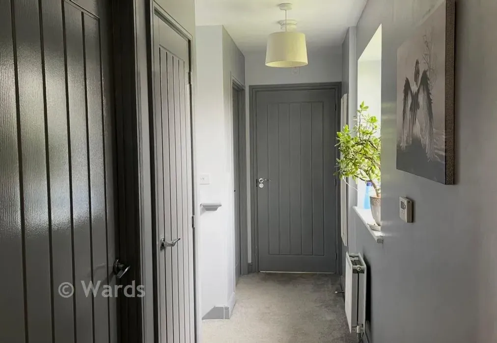 Entrance Hall - Carpenters Close, Barming, Maidstone, Kent - Wards of Kent