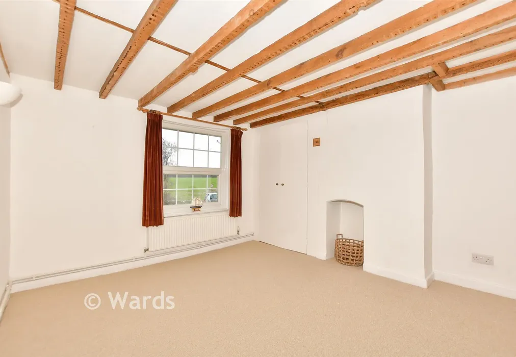 Bedroom 1 - The Street, Molash, Canterbury, Kent - Wards of Kent