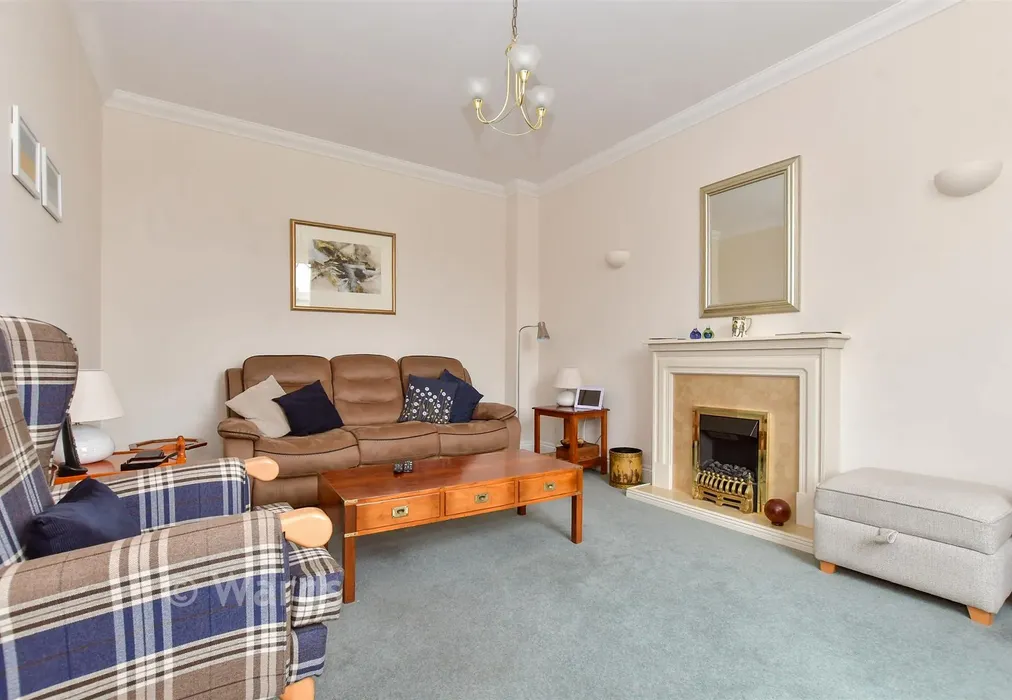 Lounge - Cavalry Court, Deal, Kent - Wards of Kent