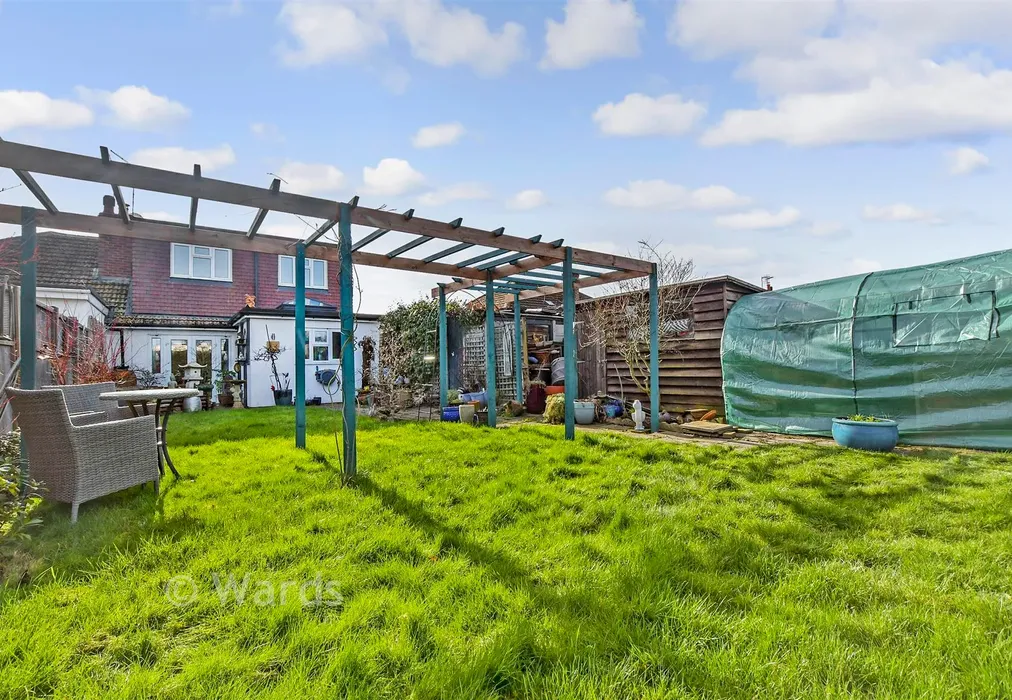 Rear Garden - Warrington Road, Paddock Wood, Tonbridge, Kent - Wards of Kent