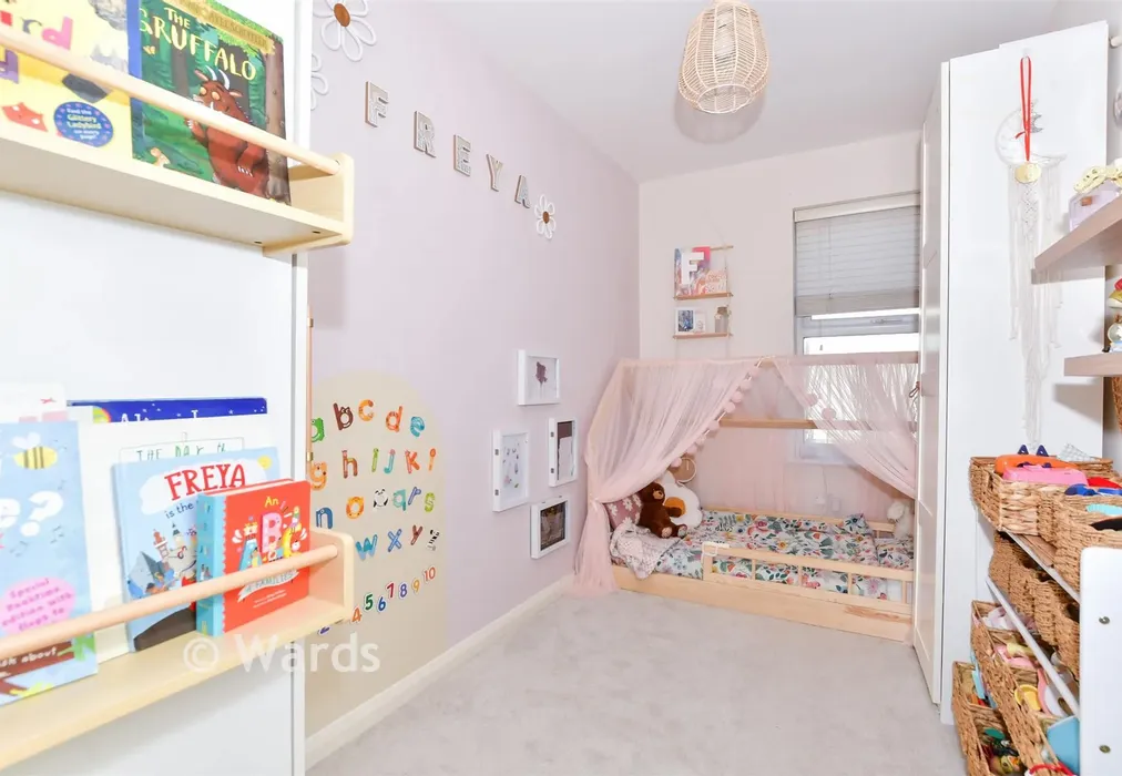 Bedroom 2 - London Road, Larkfield, Aylesford, Kent - Wards of Kent