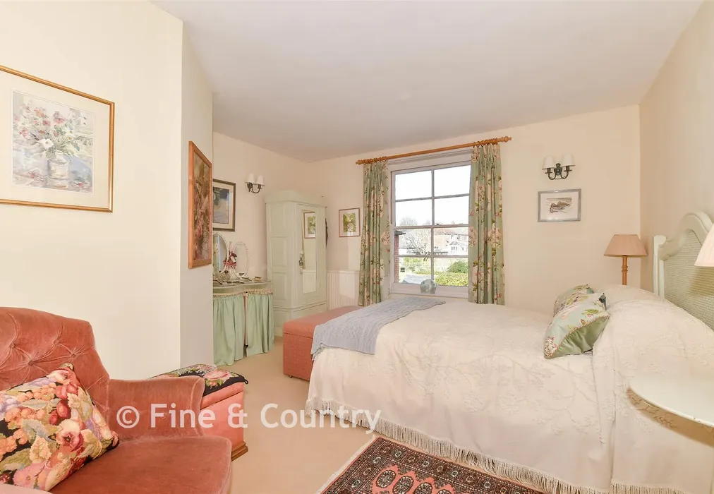 Bedroom 2 - The Street, Ash, Canterbury, Kent - Wards of Kent