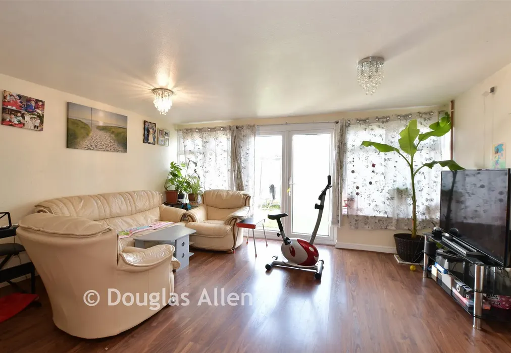 Lounge/Dining Room - Rettendon Gardens, Wickford, Essex - Wards of Kent