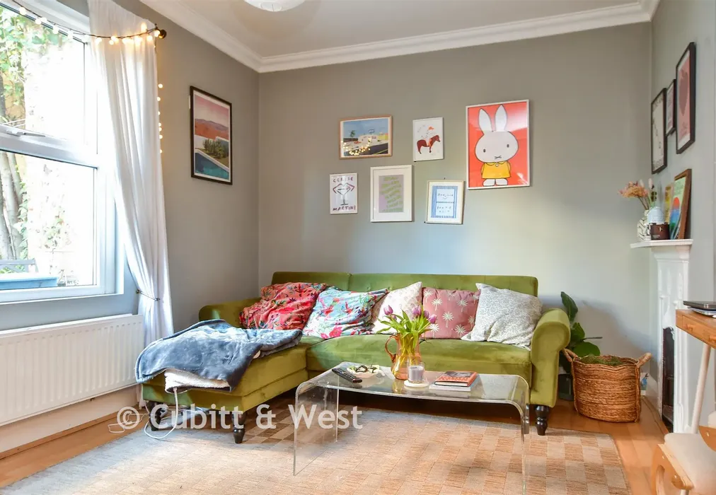 Lounge - Brigden Street, Brighton, East Sussex - Wards of Kent