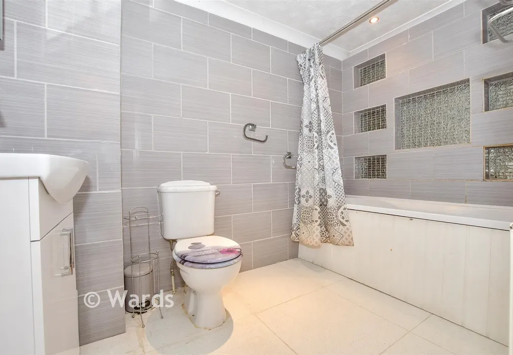 Bathroom - Church Street, Burham, Rochester, Kent - Wards of Kent