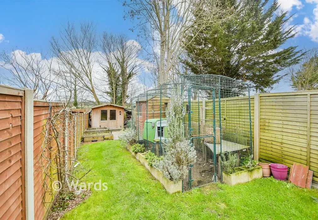 Rear Garden - Church Street, Burham, Rochester, Kent - Wards of Kent