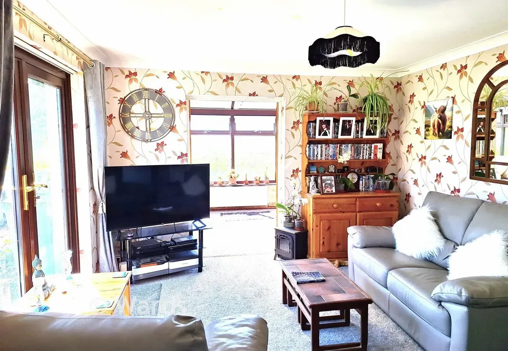 Lounge - Leicester Gardens, Warden, Sheerness, Kent - Wards of Kent