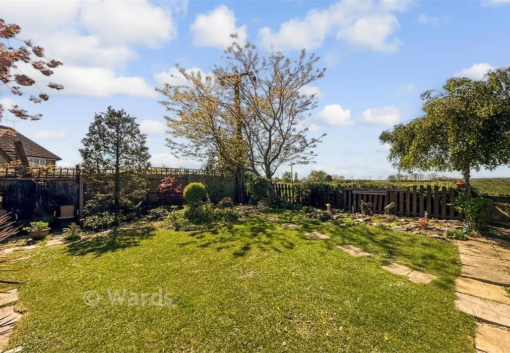 Rear Garden - Leicester Gardens, Warden, Sheerness, Kent - Wards of Kent
