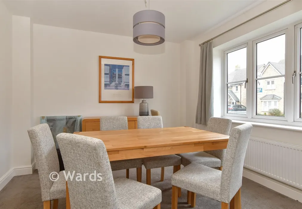 Dining Room - Nursery Gardens, Faversham, Kent - Wards of Kent