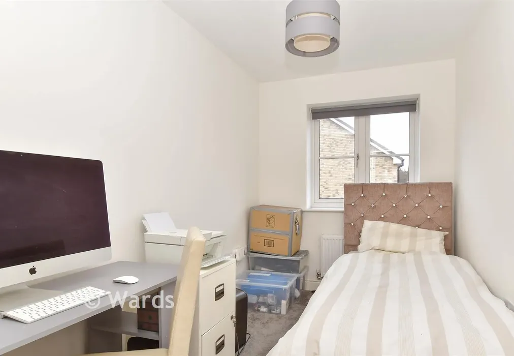 Bedroom 3 - Nursery Gardens, Faversham, Kent - Wards of Kent
