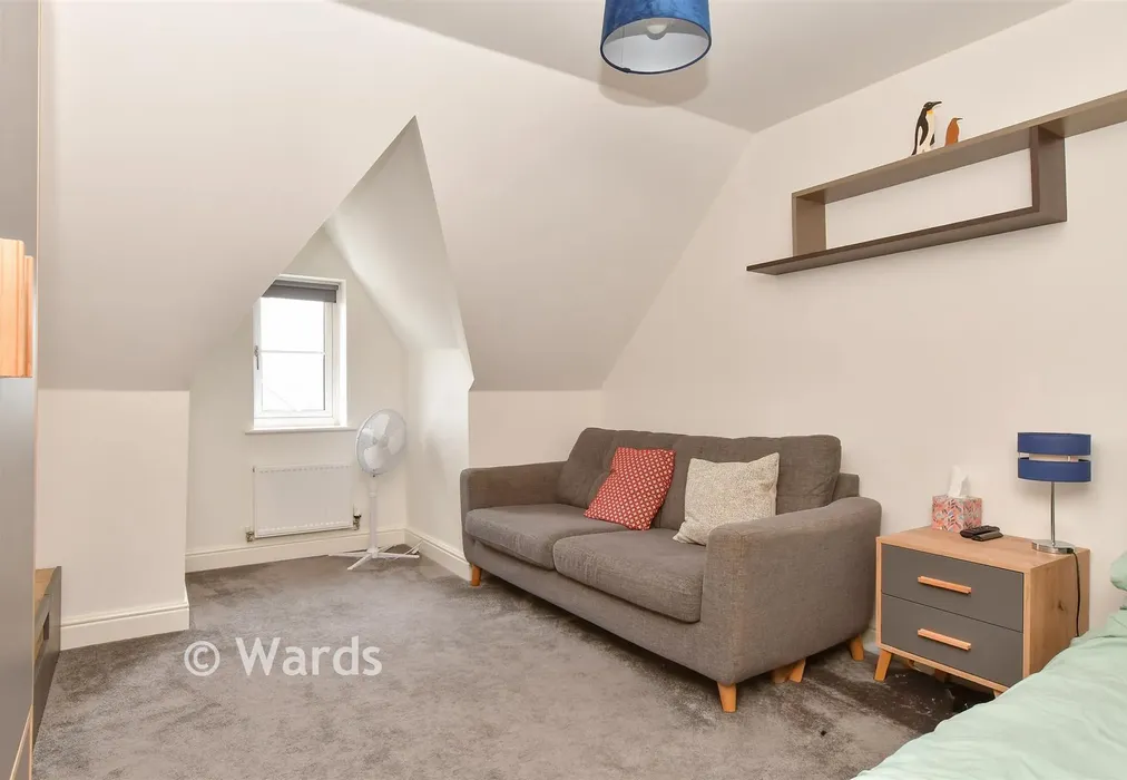Bedroom 4 - Nursery Gardens, Faversham, Kent - Wards of Kent