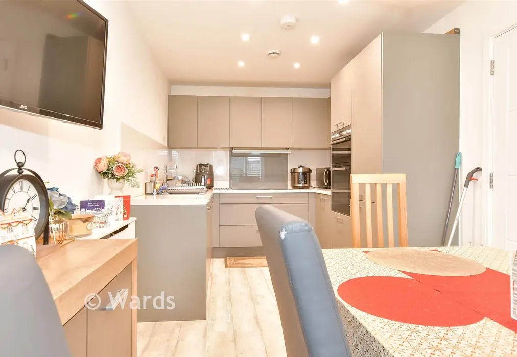 Kitchen/ Diner - Maccowan Avenue, Snodland, Kent - Wards of Kent