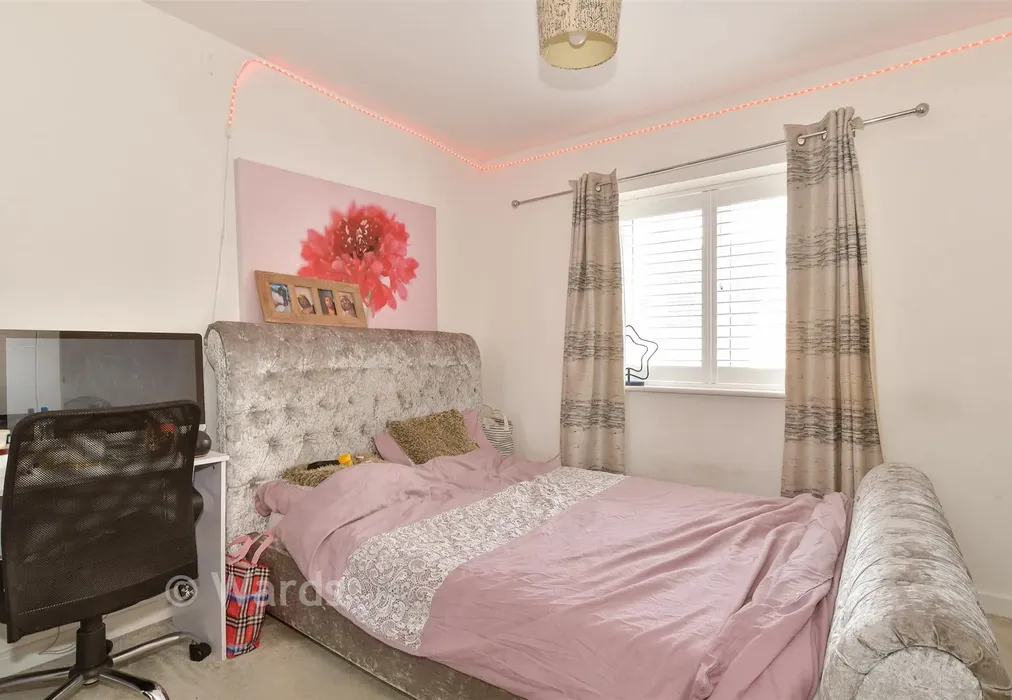 Bedroom 2 - Maccowan Avenue, Snodland, Kent - Wards of Kent