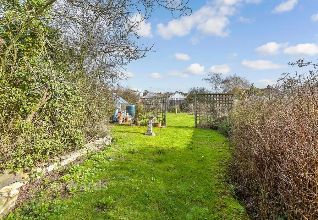 Rear Garden - South Street, South Tankerton, Whitstable, Kent - Wards of Kent