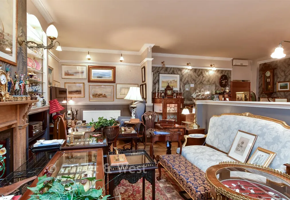 Shop Floor - Felpham Road, Bognor Regis, West Sussex - Wards of Kent