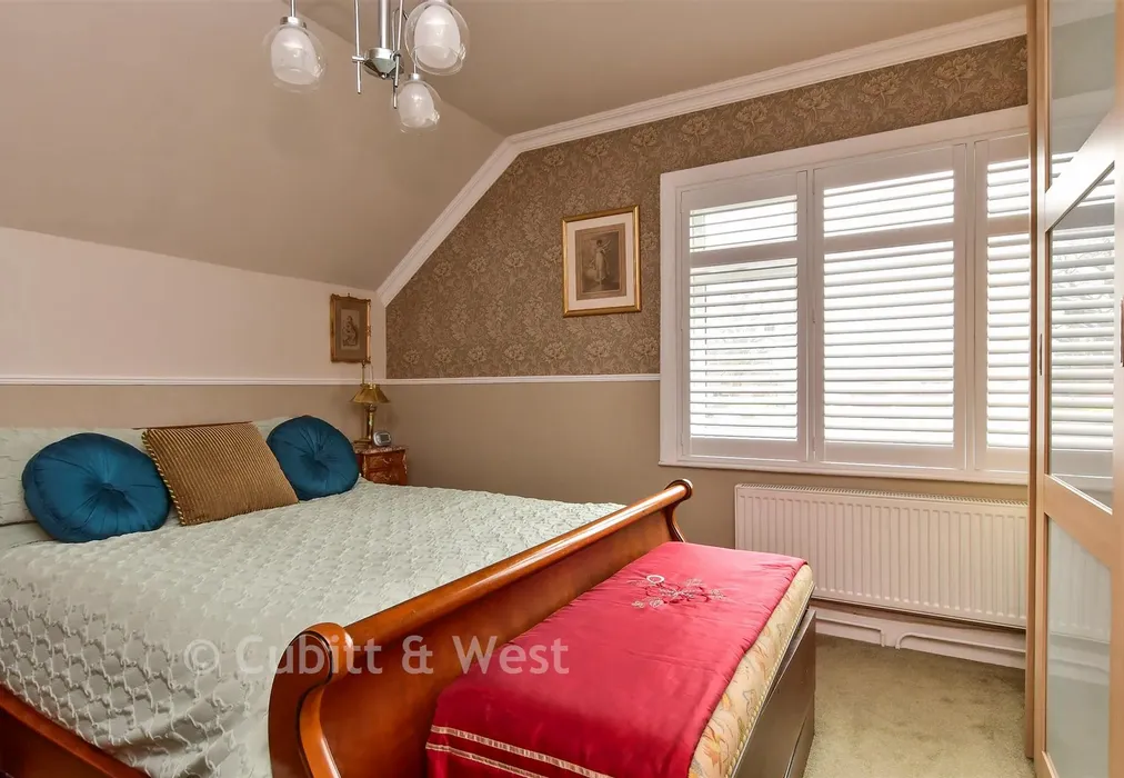 Bedroom 1 - Felpham Road, Bognor Regis, West Sussex - Wards of Kent