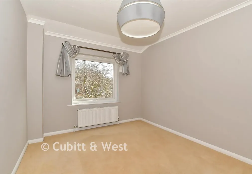 Bedroom 2 - Chapel Street, Chichester, West Sussex - Wards of Kent